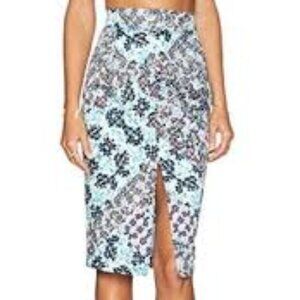 ✅ SAM&LAVI‎ ATHENA SKIRT IN FLORAGE SIZE SMALL